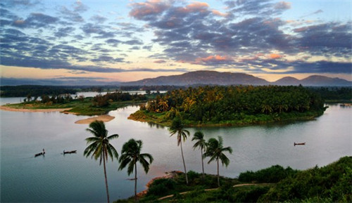 防雷插座推荐