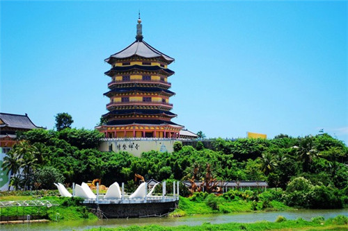 武汉长江大桥下午风景（武汉长江大桥上的风景）